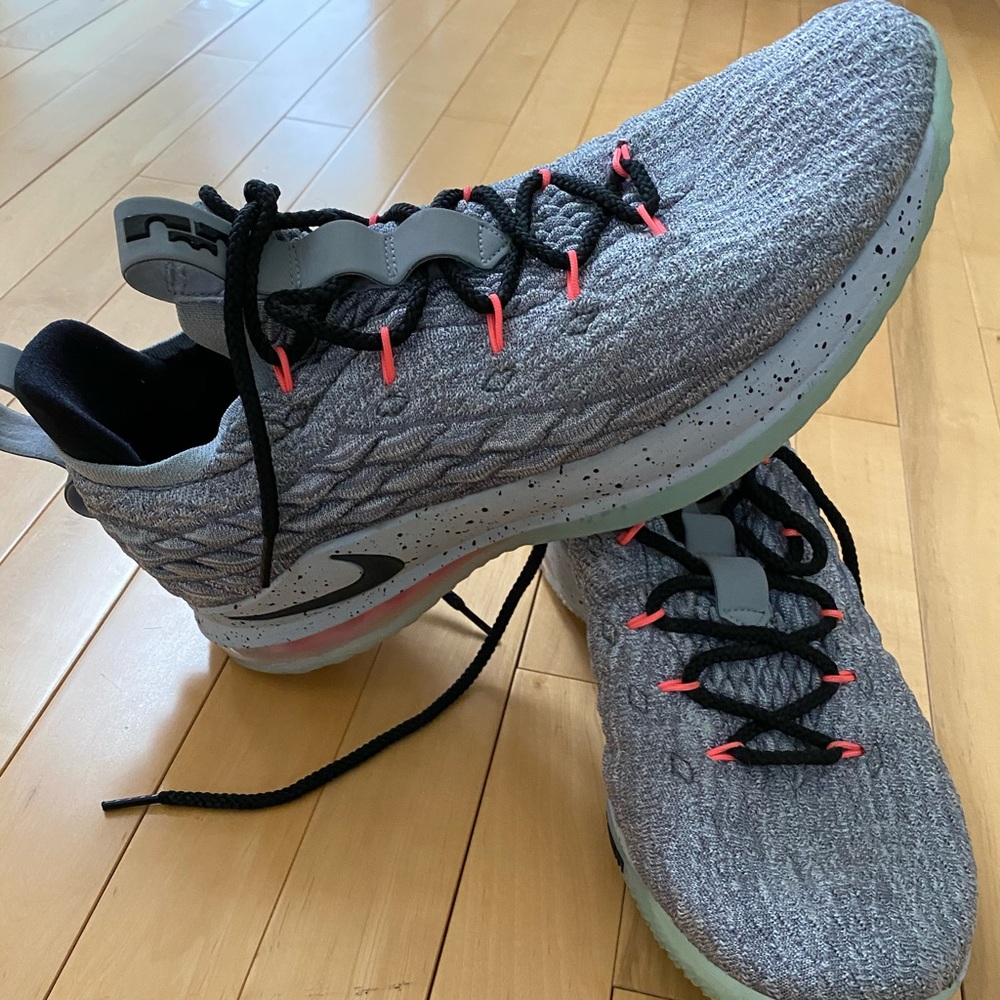 LeBron 15 low ‘Melon’